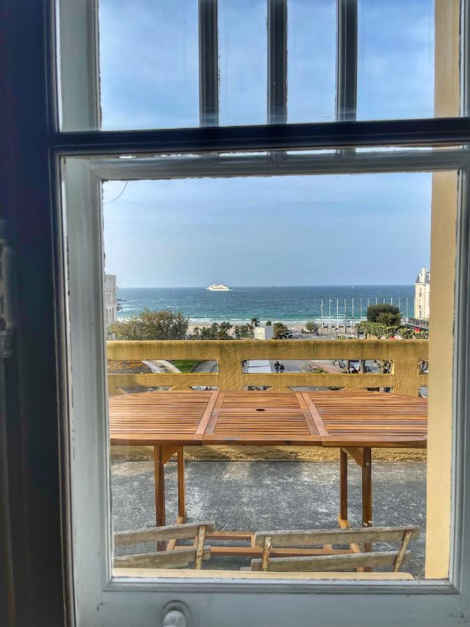 2 Pieces Terrasse Vue Mer Dinard Exterior foto
